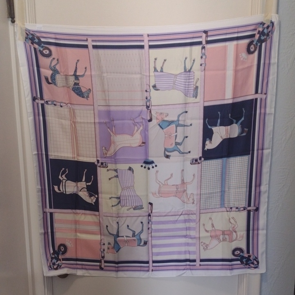 Suzhichou Pastel Horse Print Scarf (J59)